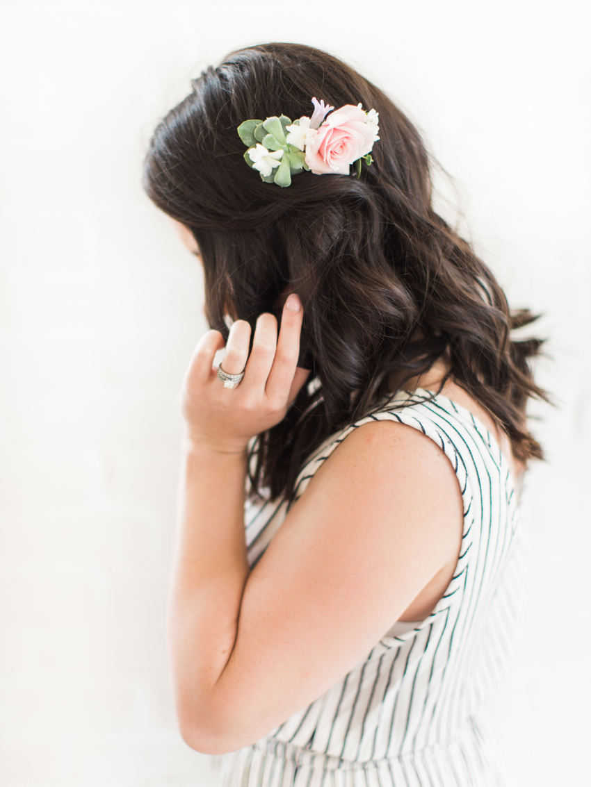 How To Make Fresh Flower Hair Combs Rhiannon Bosse Michigan